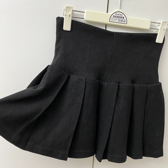 Women's Winter Knit Skirt - Picture 5 of 12